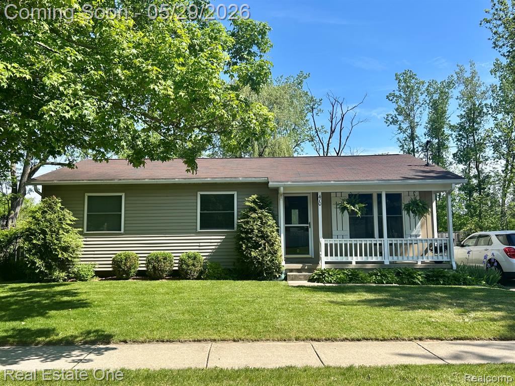410 North Street, Holly, MI 48442 — front exterior