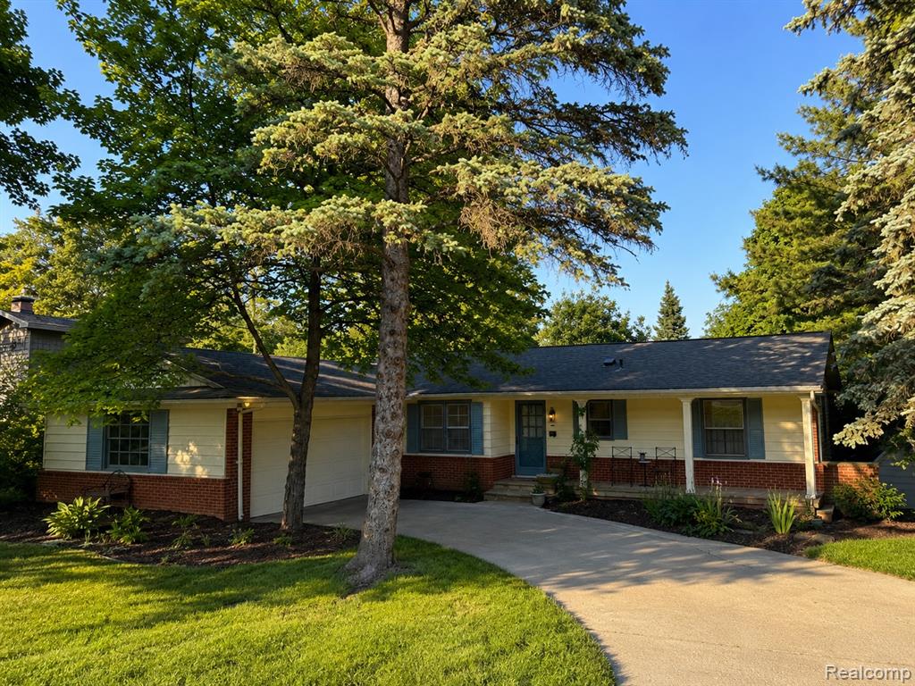 19510 Clement Road, Northville, MI 48167 — Photo 33