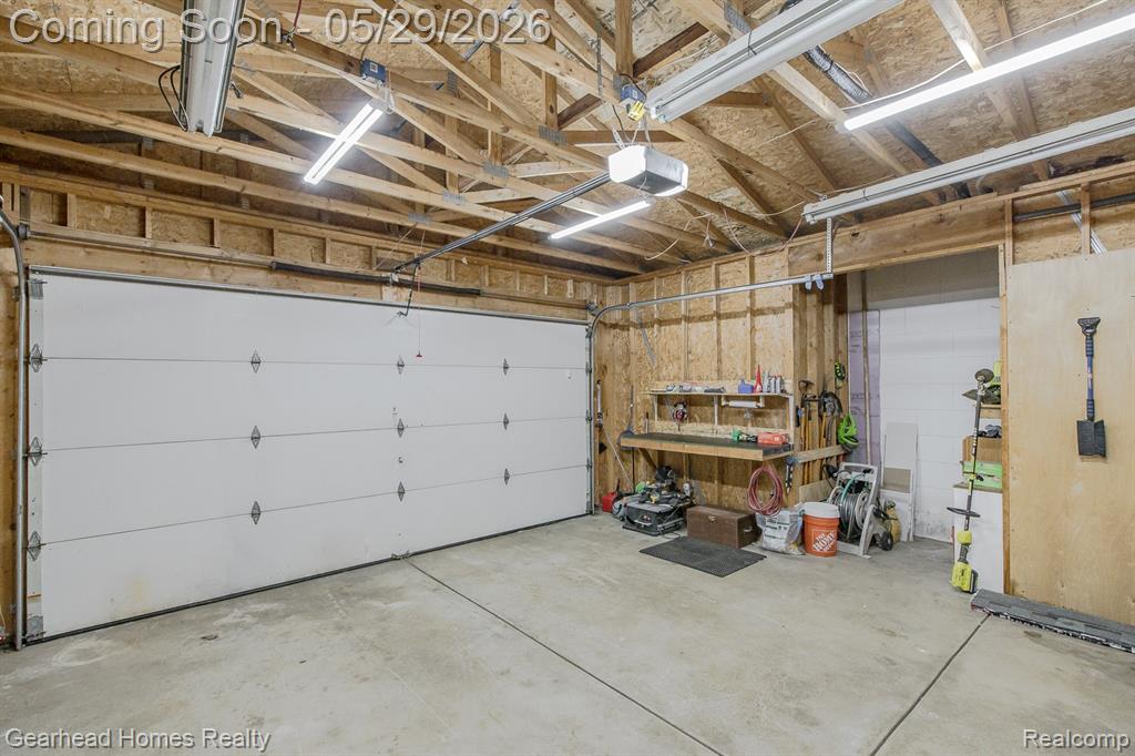 2831 Watkins Lake Road, Waterford, MI 48328 — Photo 28