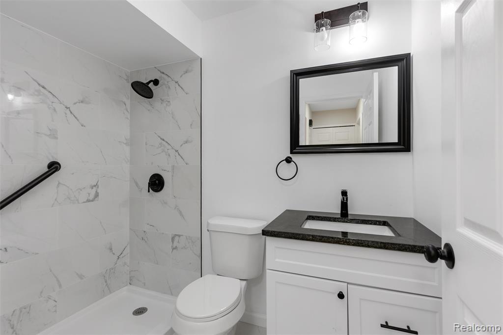 40526 Newport Drive, Plymouth, MI 48170 — Photo 15