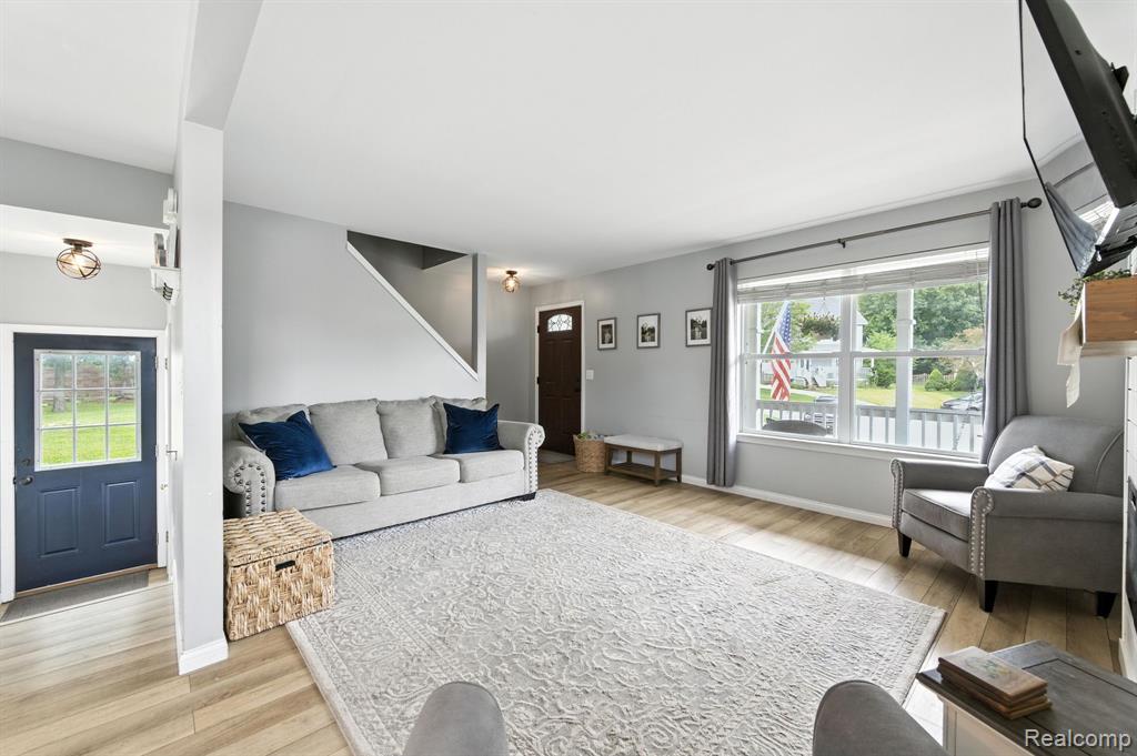 400 Ventnor Commons, Howell, MI 48843 — Photo 5
