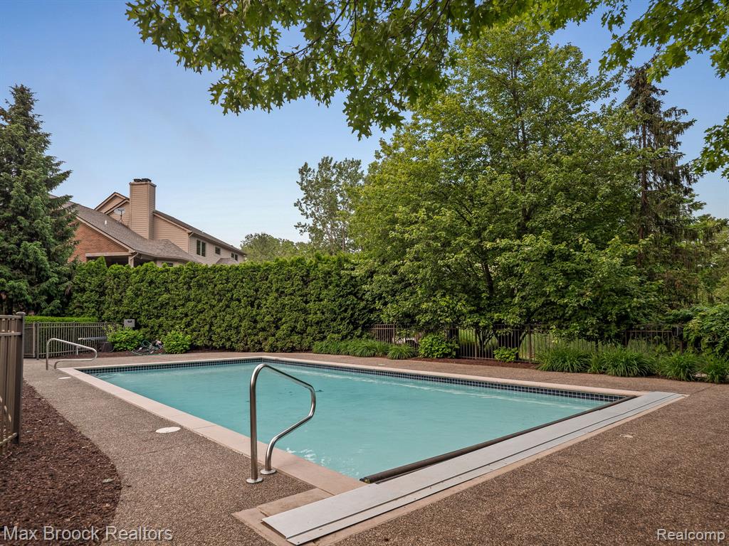 4331 Spruce Hill Lane, Bloomfield Hills, MI 48301 — Photo 67
