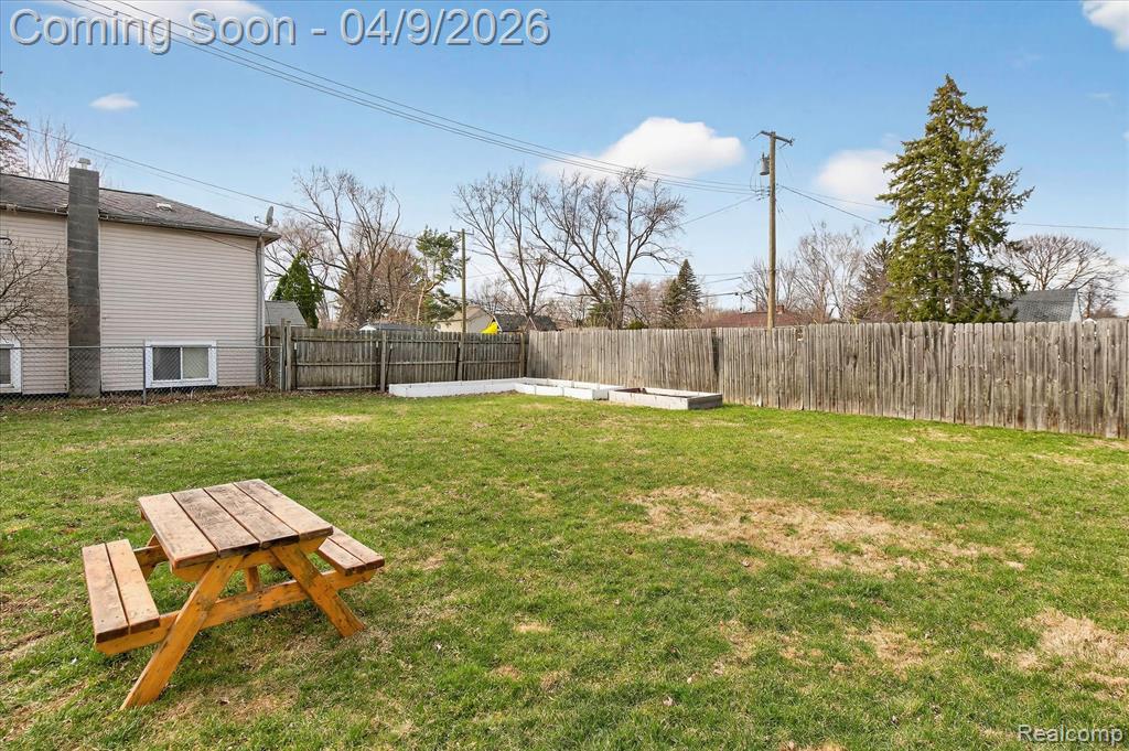 3315 Warringham Avenue, Waterford, MI 48329 — Photo 35