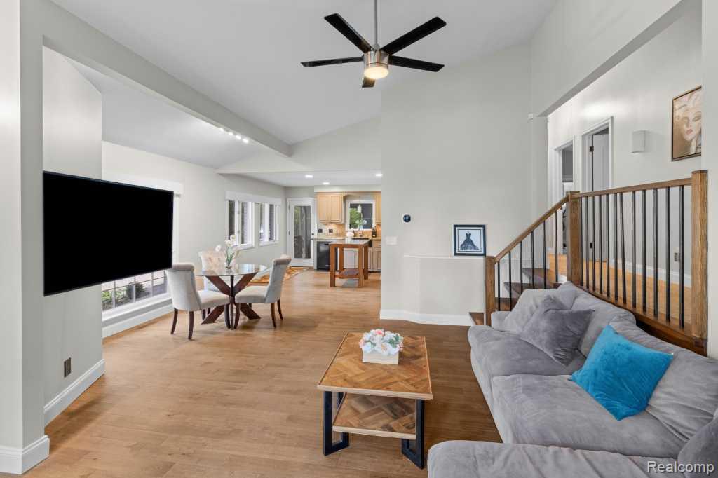522 N Connecticut Avenue, Royal Oak, MI 48067 — Photo 7