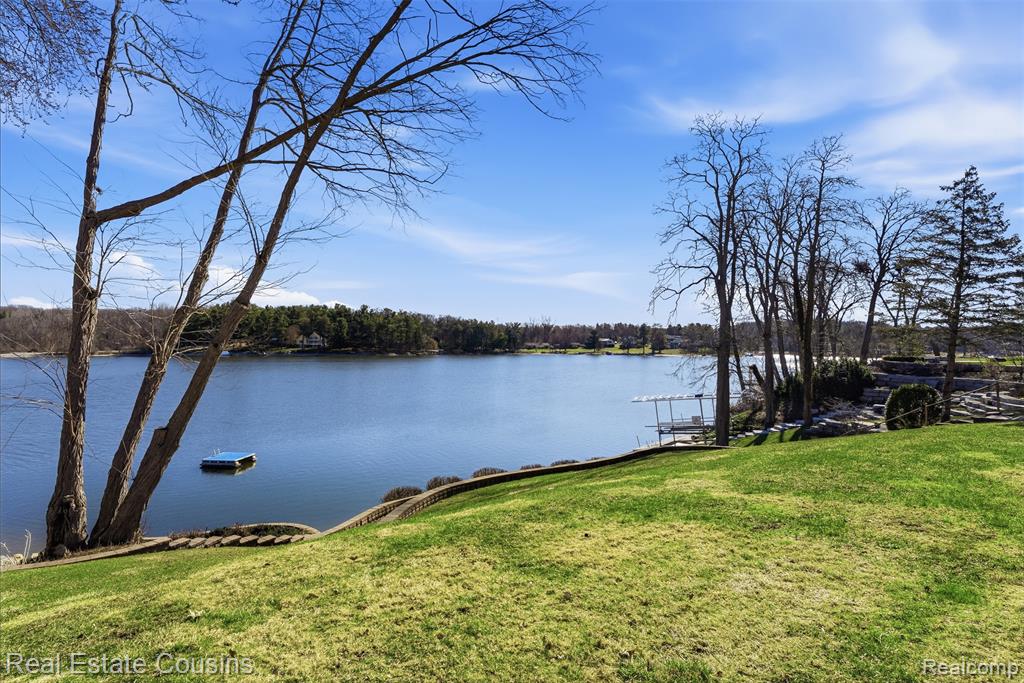 8028 Ore Knob Drive, Fenton, MI 48430 — Photo 35