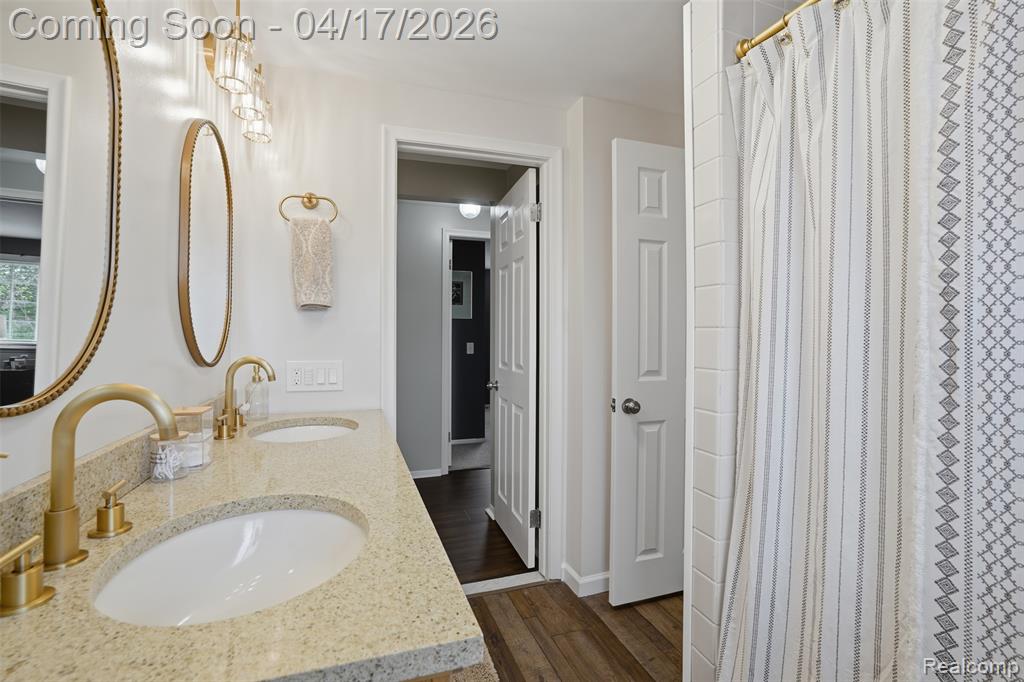 9610 Woody Court, White Lake, MI — Photo 20