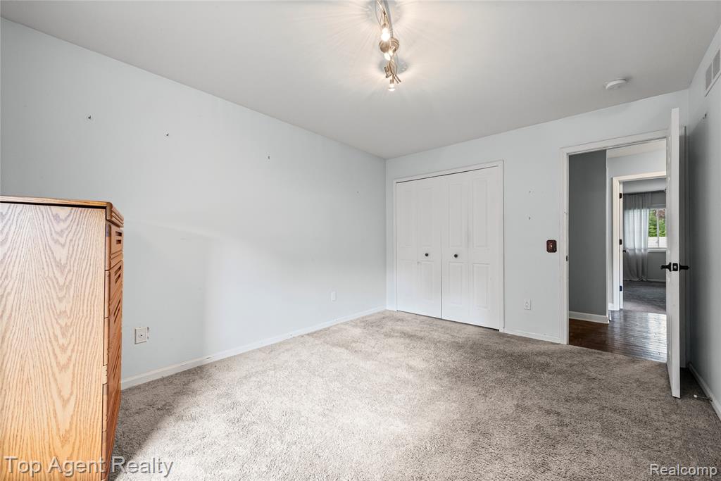 46891 Meadowview Court, Shelby Twp, MI 48317 — Photo 17