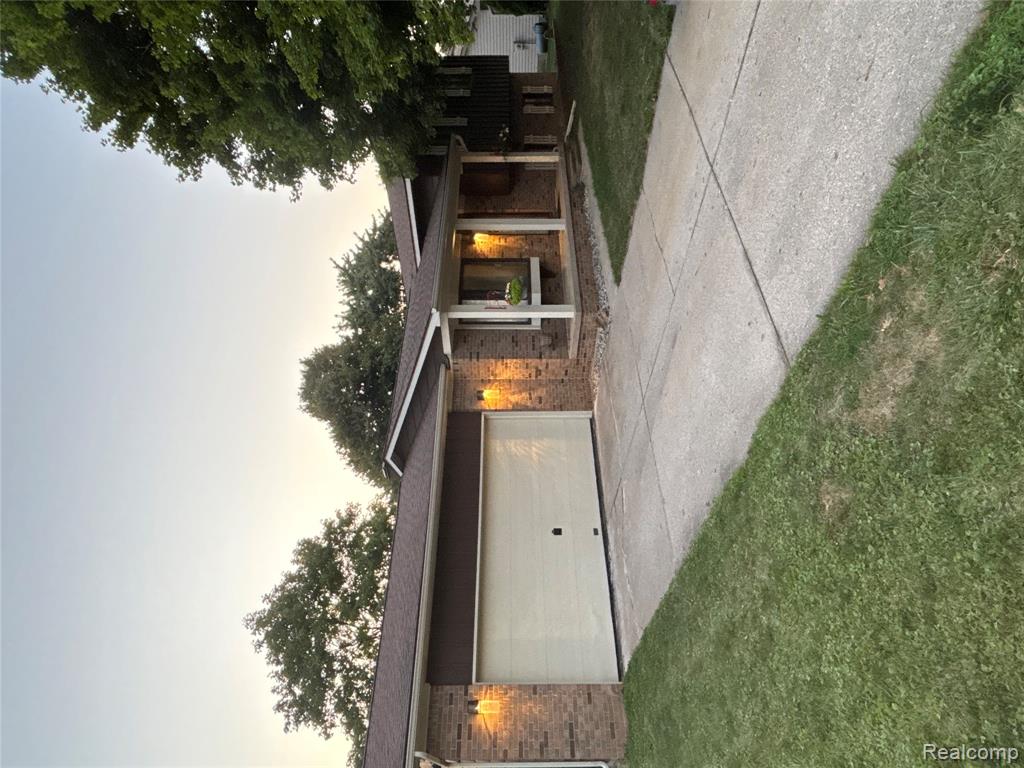 6050 Coventry Drive, Swartz Creek, MI 48473 — Photo 26