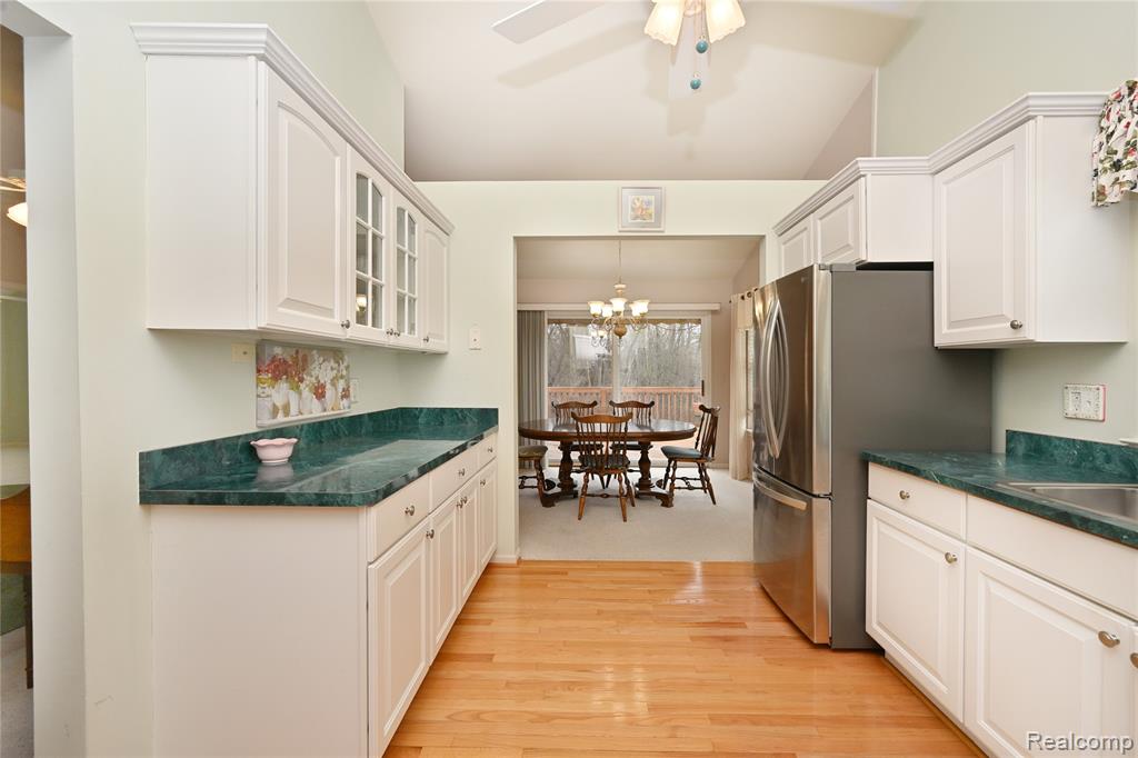 324 Cherry Hill Pointe Drive, 27, Canton, MI 48187 — Photo 13