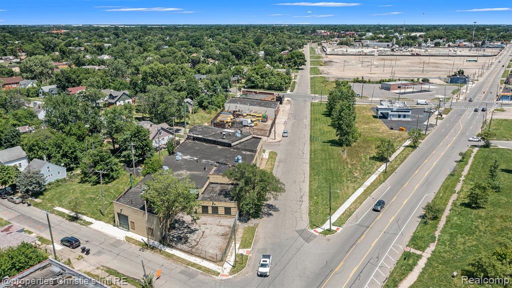 2731 JEROME Street, Detroit, MI 48212 — Photo 25