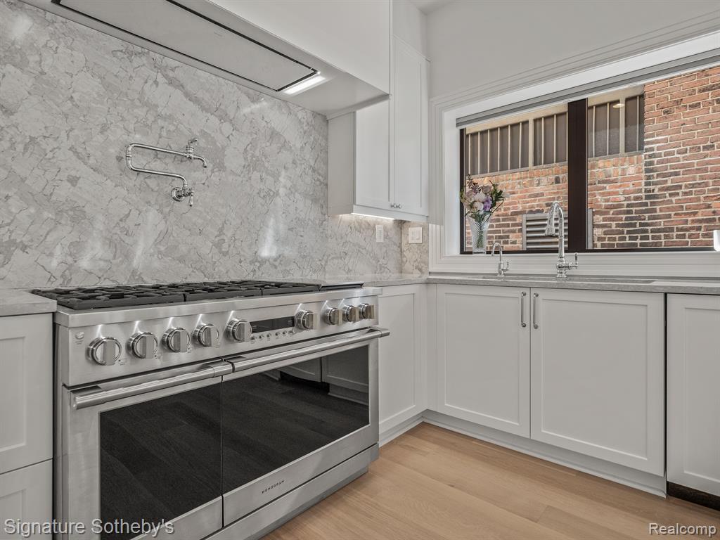 116 N 4 Avenue, Ann Arbor, MI 48104 — Photo 11