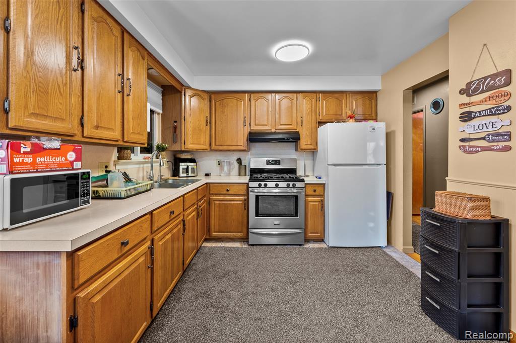 5634 N Lafayette Street, Dearborn Heights, MI 48127 — Photo 15