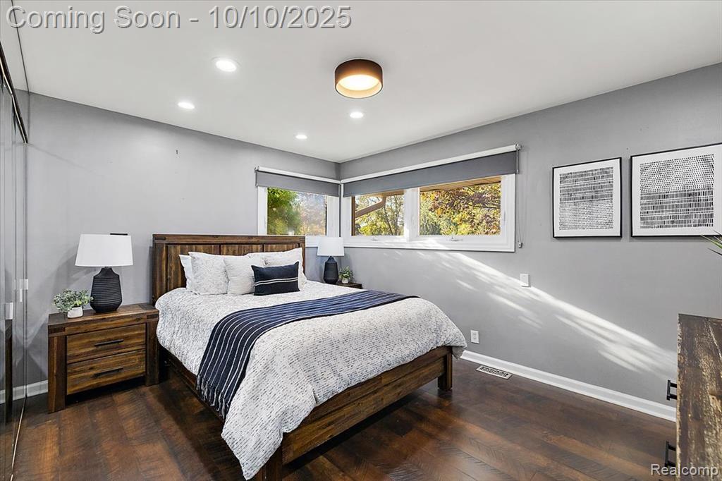 7496 Cornwall Court, West Bloomfield, MI — Photo 21