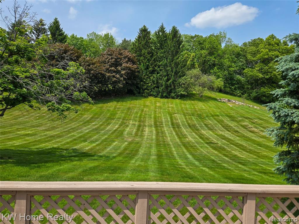 37634 Russett Drive, Farmington Hills, MI 48331 — Photo 13