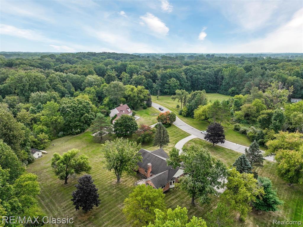 4150 Heatherwood Drive, Commerce Twp, MI 48382 — Photo 47