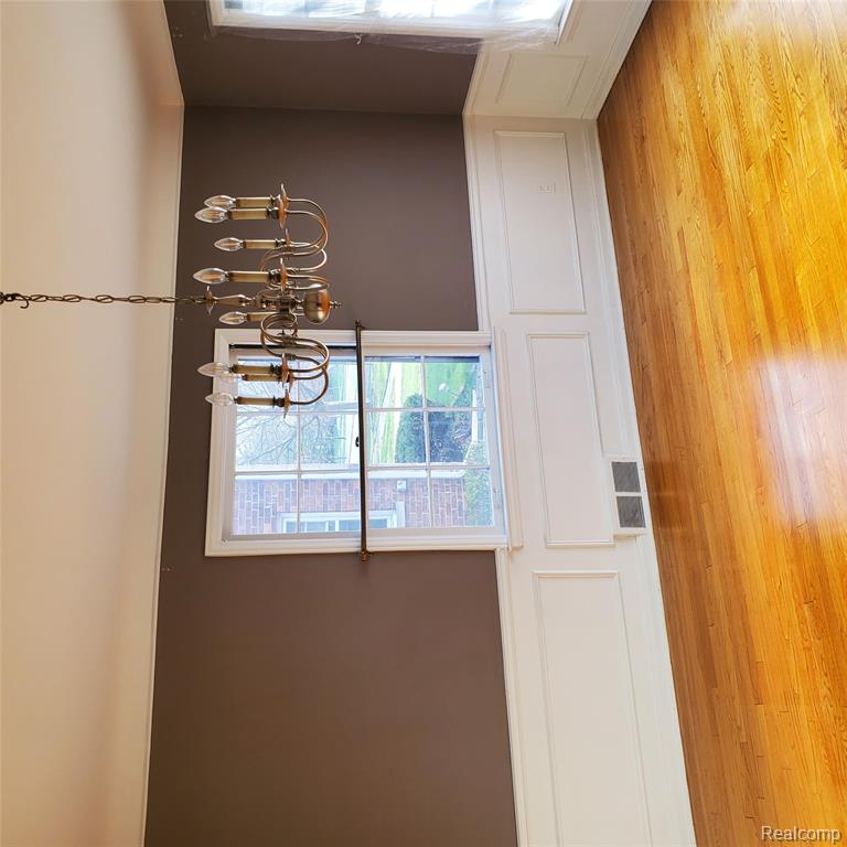16214 Shaftsbury Avenue, Detroit, MI 48219 — Photo 27