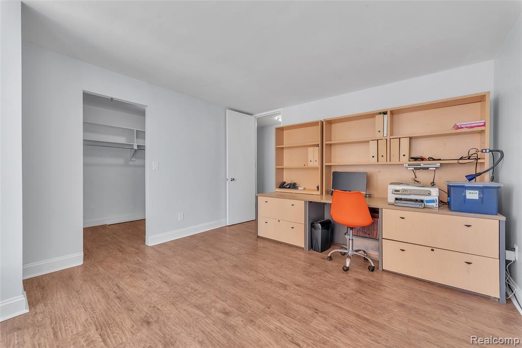 8200 E Jefferson Ave, 1610, Detroit, MI 48214 — Photo 29