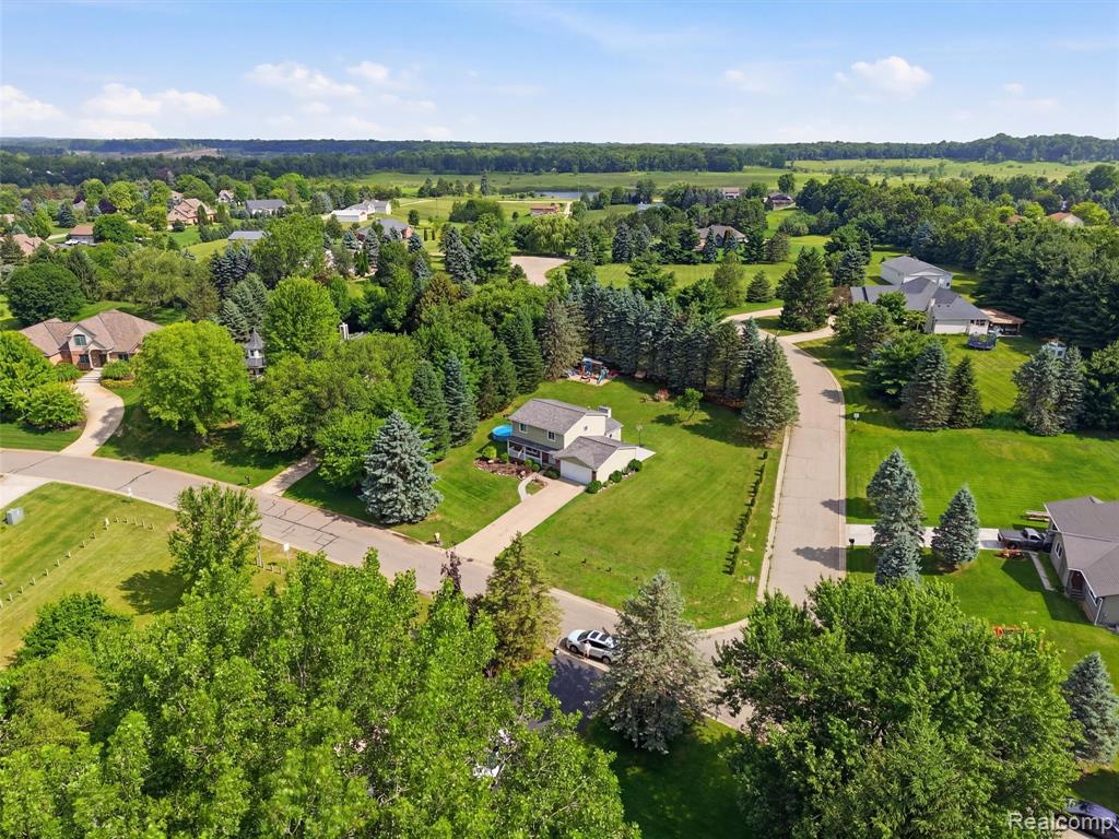 4040 Taggett Lake Drive, Highland, MI — Photo 32