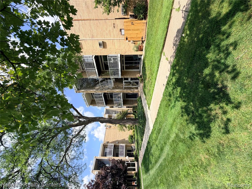 4913 Crooks Road, G4, Royal Oak, MI 48073 — Photo 2