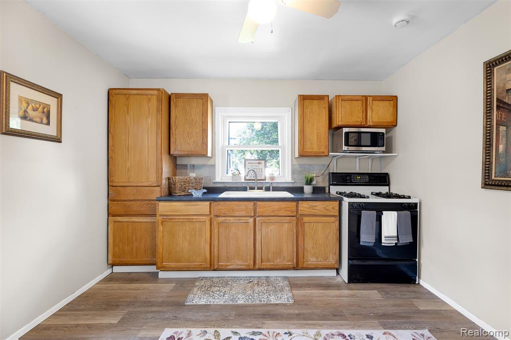 6310 Duncan Street, Taylor, MI 48180 — Photo 10
