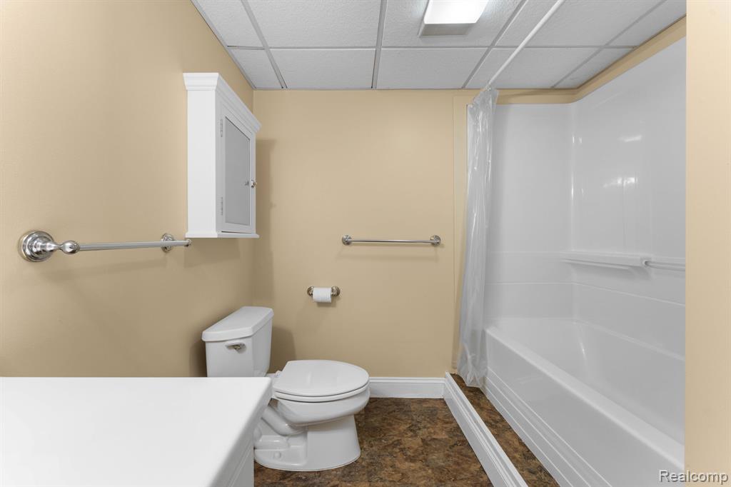 11203 Waverly Drive, Plymouth, MI 48170 — Photo 22