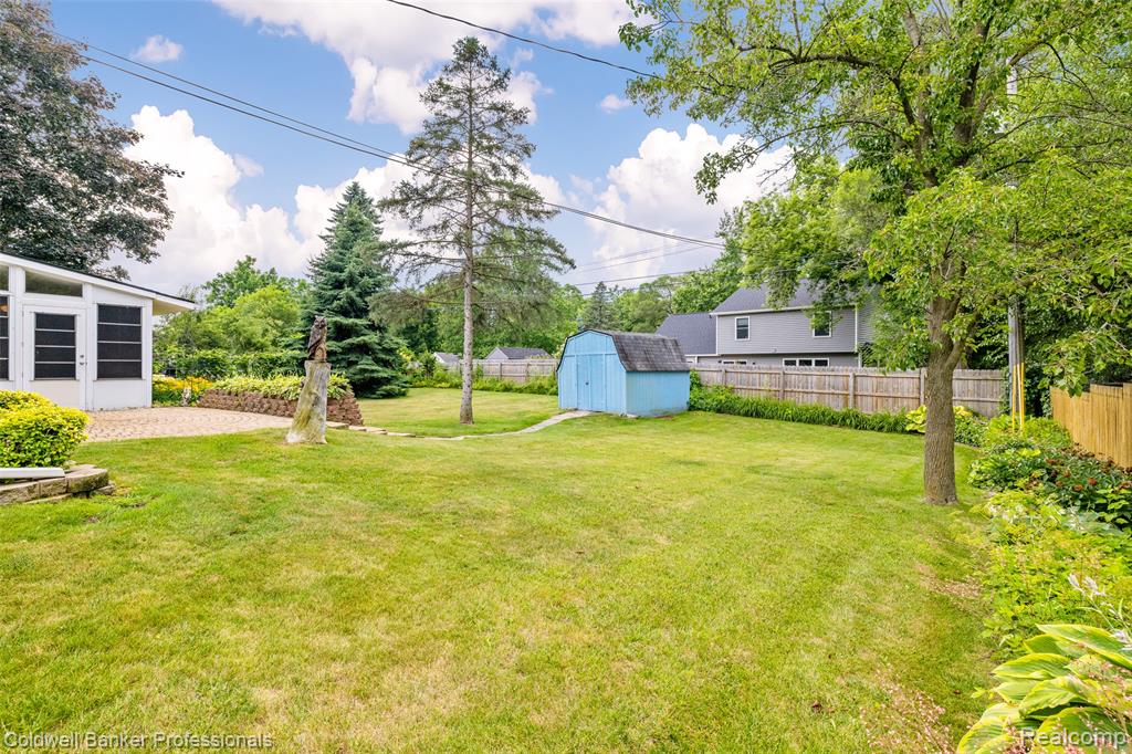 6635 EASTLAWN Avenue, Clarkston, MI — Photo 42
