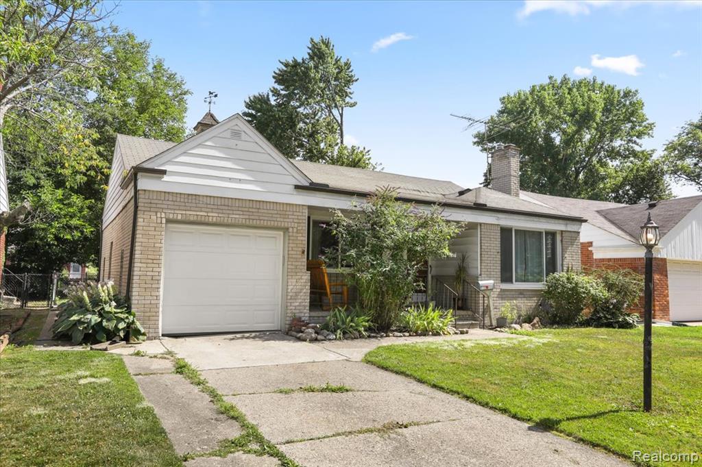 20871 Van Antwerp Street, Harper Woods, MI 48225 — Photo 2