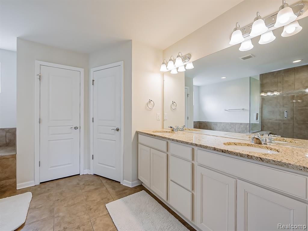 24503 Scenic Drive, South Lyon, MI 48178 — Photo 52