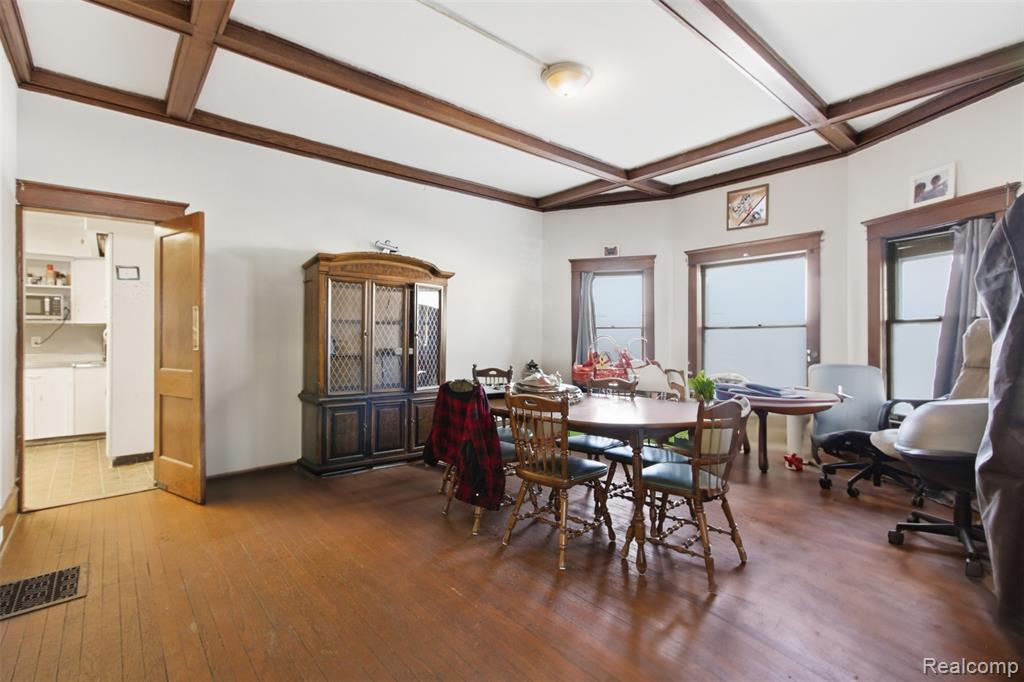600 Greenwood Place, Jackson, MI 49203 — Photo 6