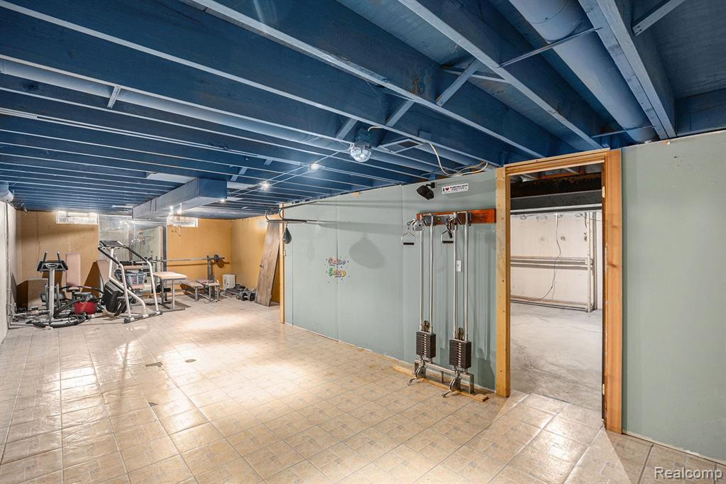 460 HICKORY Drive, Troy, MI 48083 — Photo 21