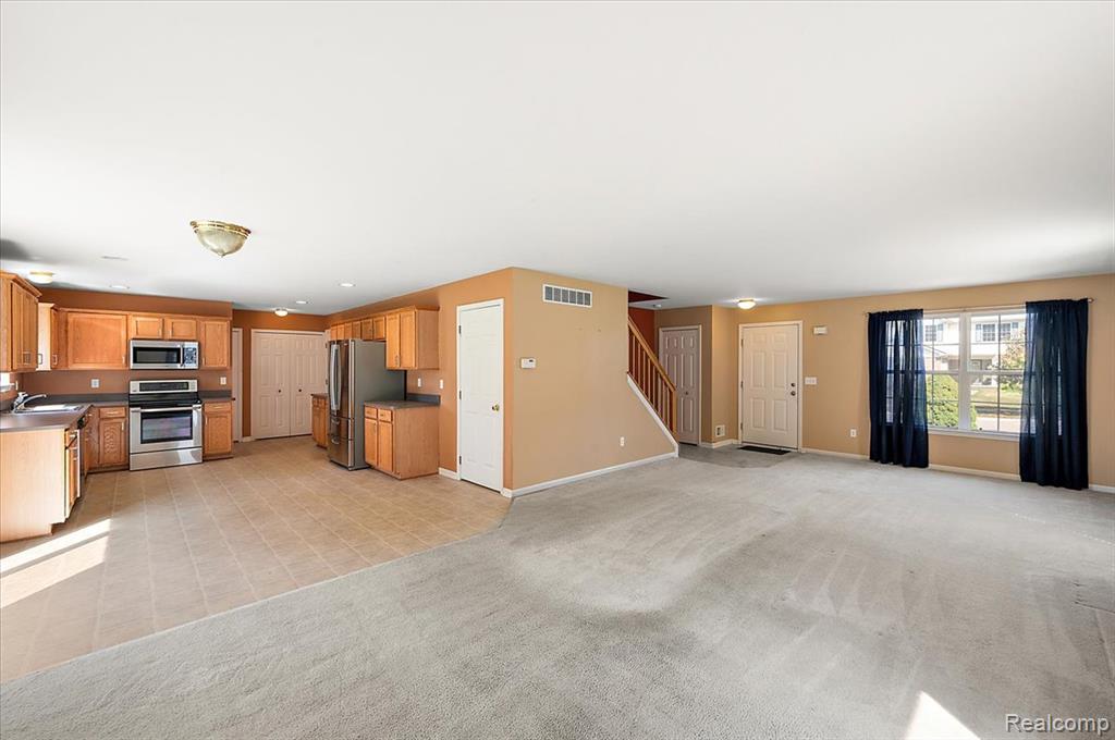 13042 Cumberland Court, Van Buren, MI 48111 — Photo 11