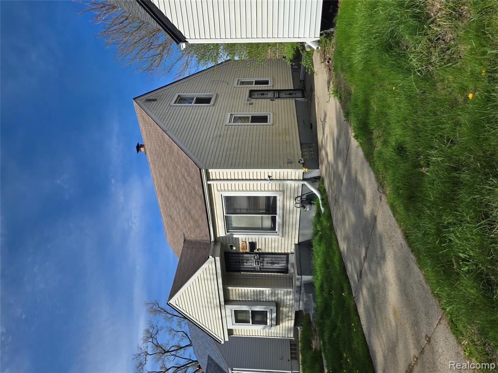 19475 Fenmore Street - Photo 4