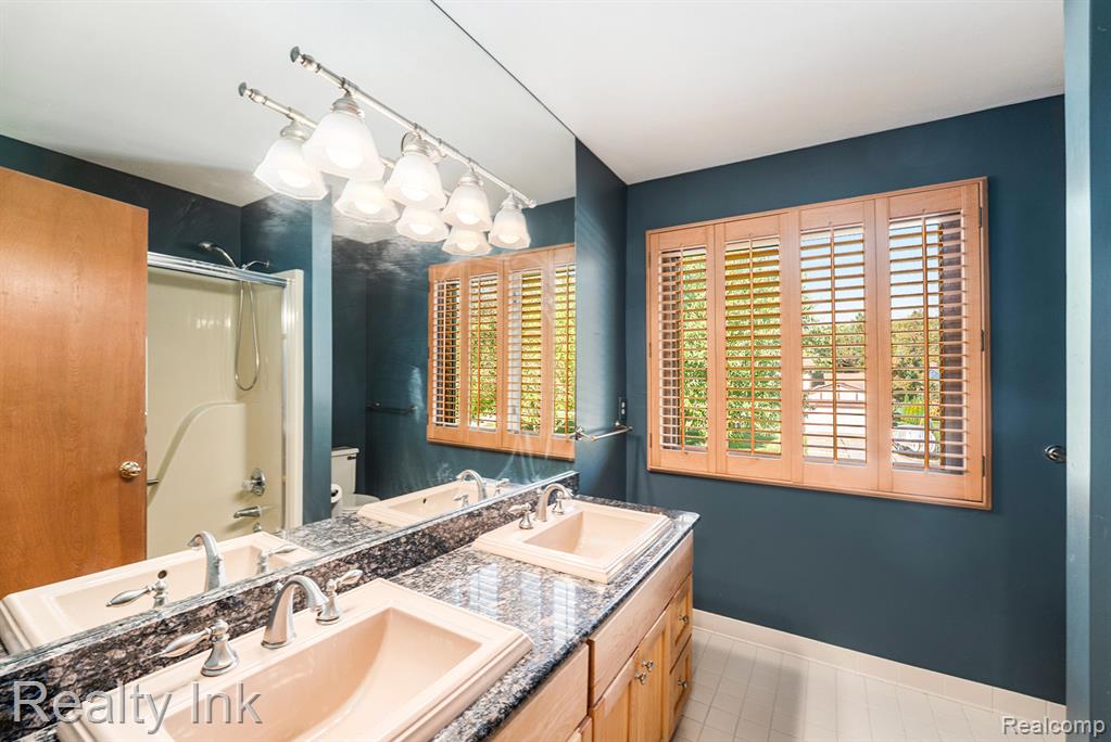 44755 Huntingcross Drive, Novi, MI — Photo 6