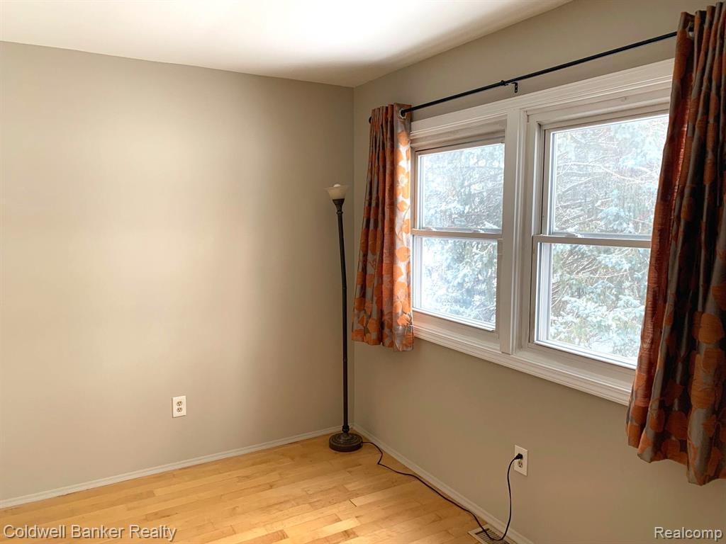 5109 BUCKINGHAM, 403, Troy, MI 48098 — Photo 7