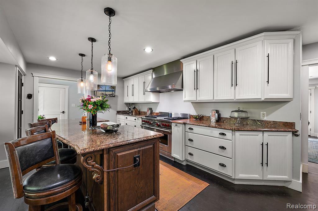 6491 HILLS Drive, Bloomfield Hills, MI 48301 — Photo 12
