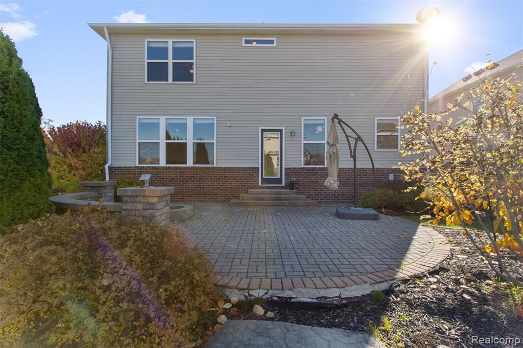 57570 Village Drive, New Hudson, MI 48165 — Photo 41