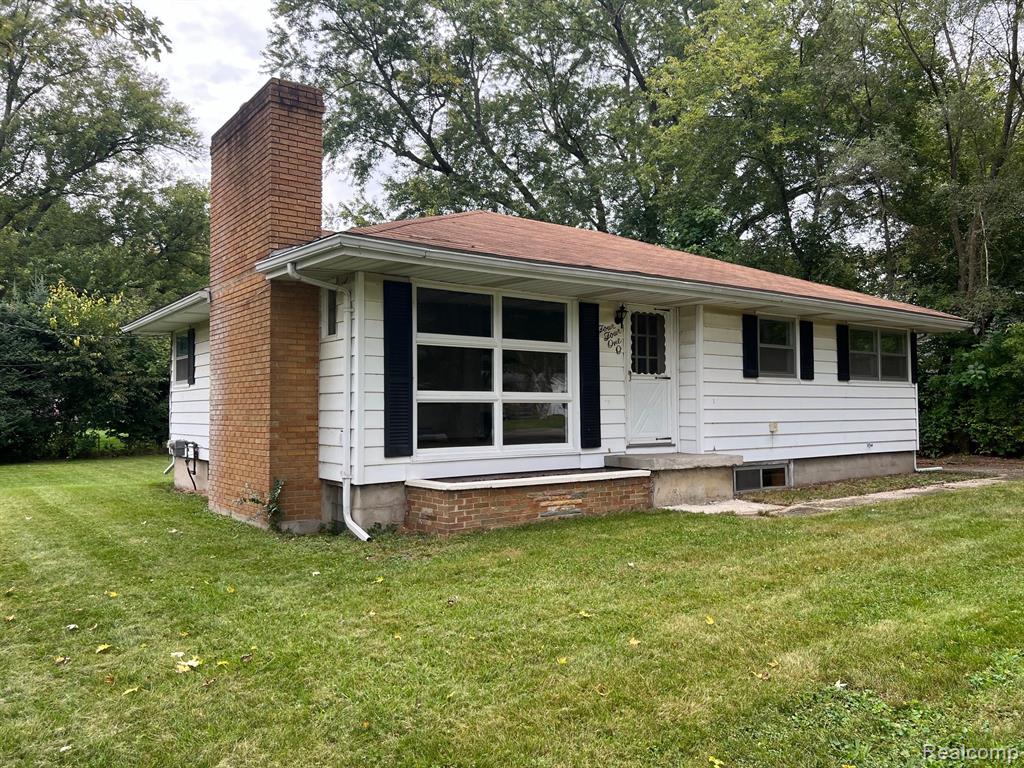 4410 CENTRAL Street, Columbiaville, MI 48421 — front exterior