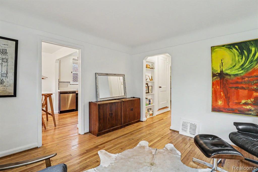23045 Sherman Street, Oak Park, MI 48237 — Photo 8