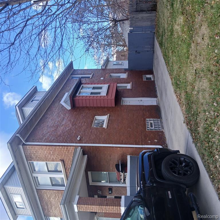 533 Trowbridge St, Detroit, MI 48202 — Photo 6