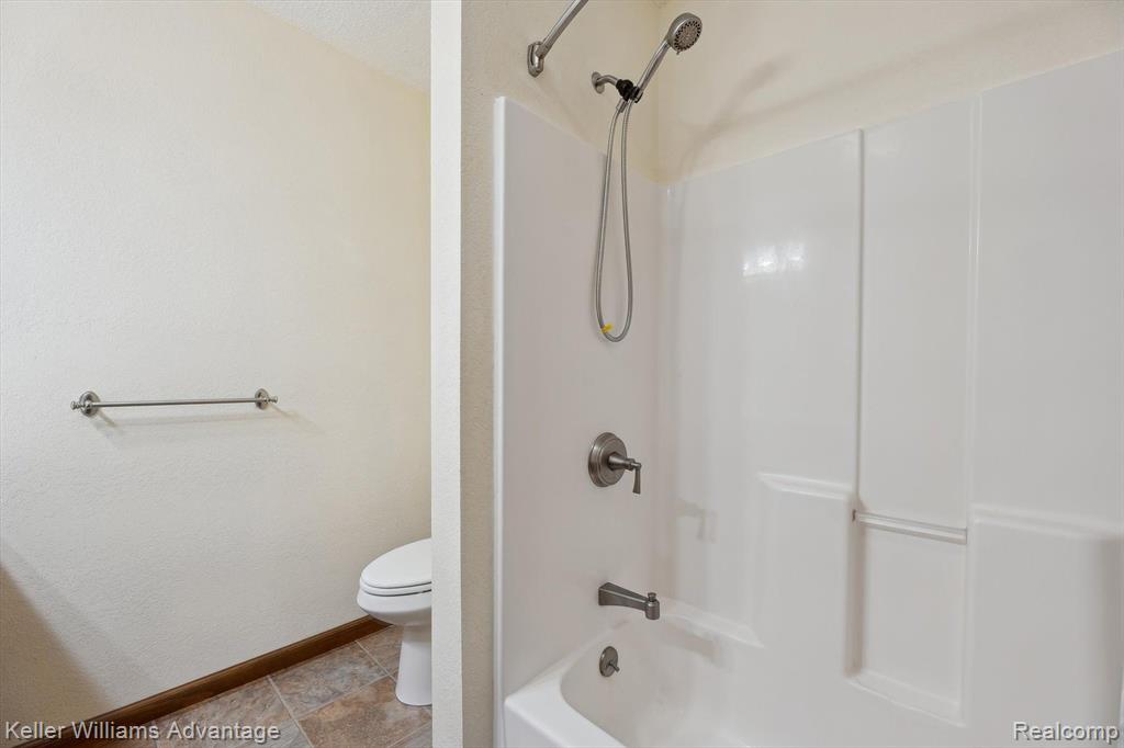 6521 Grand Circle Drive, Brighton, MI 48116 — Photo 17