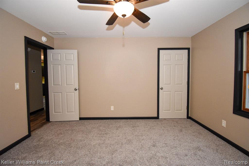 10110 SMITHS CREEK Road, Wales, MI — Photo 25