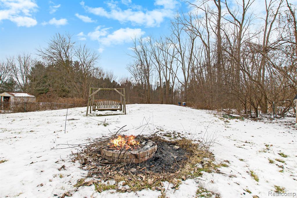 9600 EAST Road, Burt, MI 48417 — Photo 8