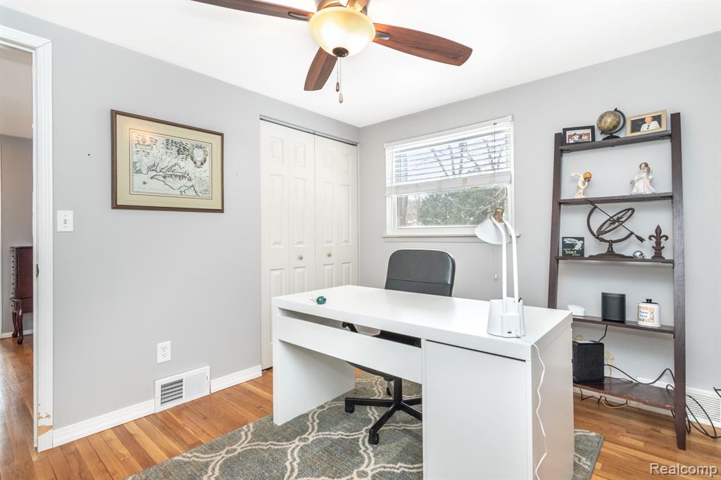 917 NOVI Street, Northville, MI 48167 — Photo 17