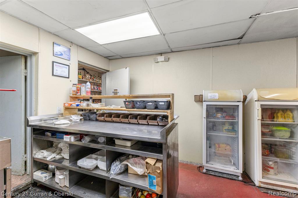 21350 Van Born Rd, Dearborn Heights, MI 48125 — Photo 35