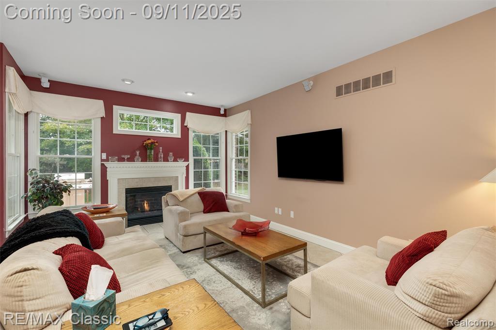 44505 Broadmoor Boulevard, Northville, MI 48168 — Photo 15