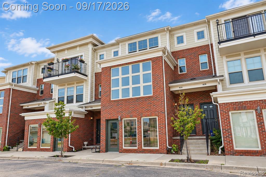 406 Legato Drive, Walled Lake, MI 48390