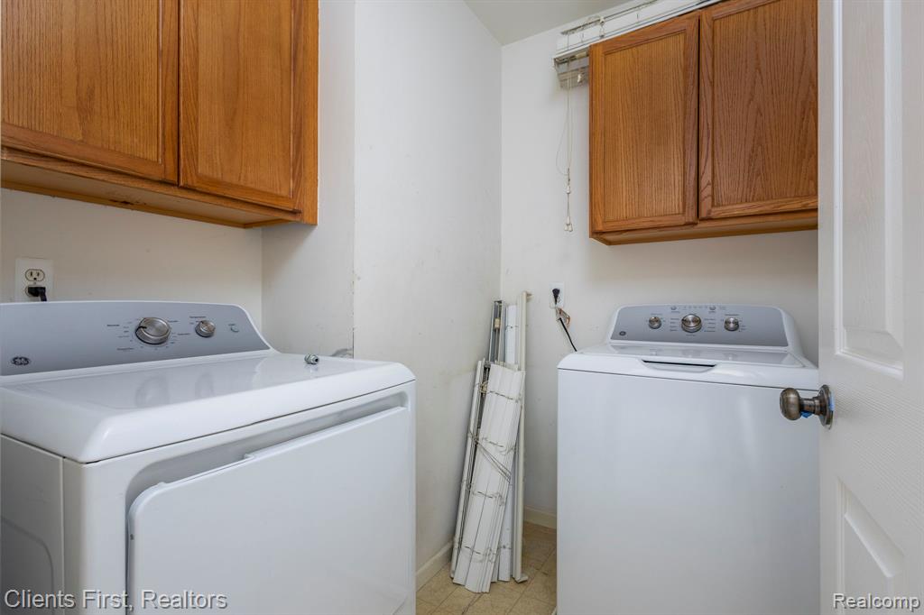 41351 N Maplewood Drive, Canton, MI 48187 — Photo 19