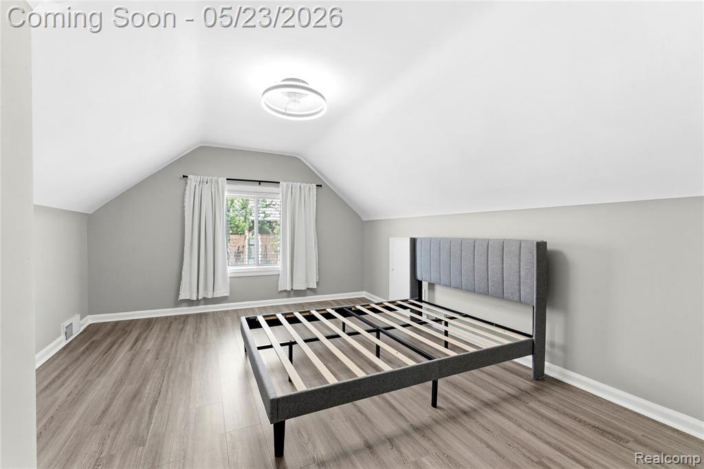 413 Chestnut Street, Wyandotte, MI 48192 — Photo 8