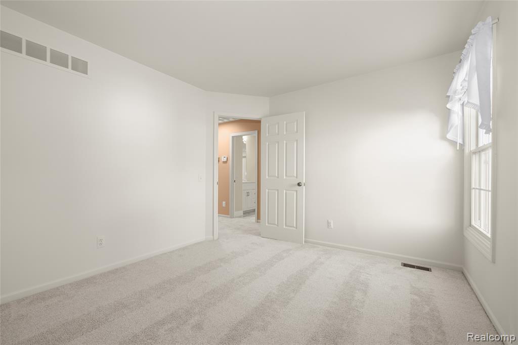 16252 Country Knoll Drive, Northville, MI 48168 — Photo 35