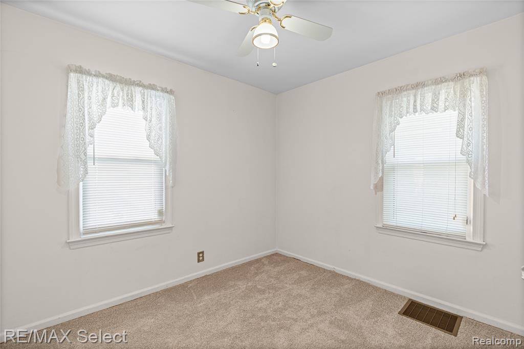 631 Alvord Avenue, Flint, MI 48507 — Photo 21
